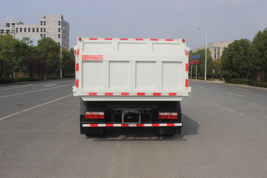 力海通牌HLH5110ZXLFD6廂式垃圾車公告圖片