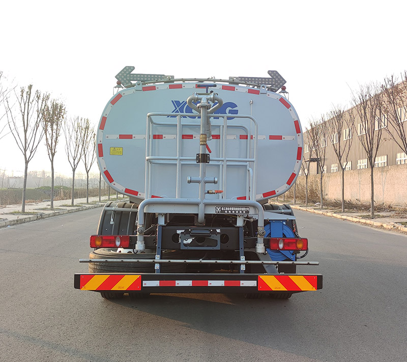 徐工牌DXA5181GQXDBEV純電動(dòng)清洗車公告圖片