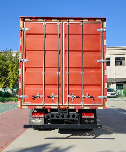 福田牌BJ5114XXYEPFD-04廂式運輸車公告圖片