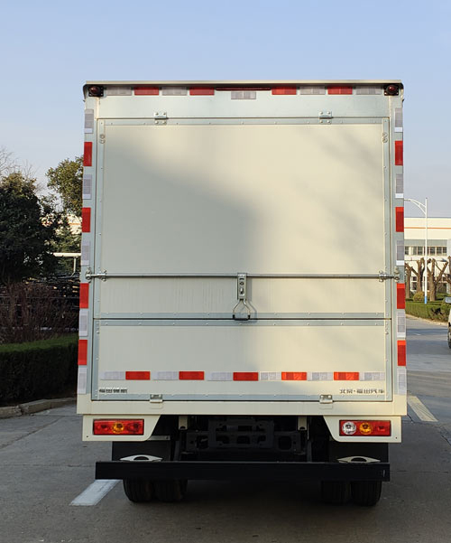 福田牌BJ5035XYK5JV5-11翼開啟廂式車公告圖片