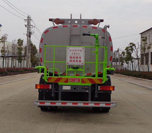 中潔牌XZL5188GPS6綠化噴灑車(chē)公告圖片