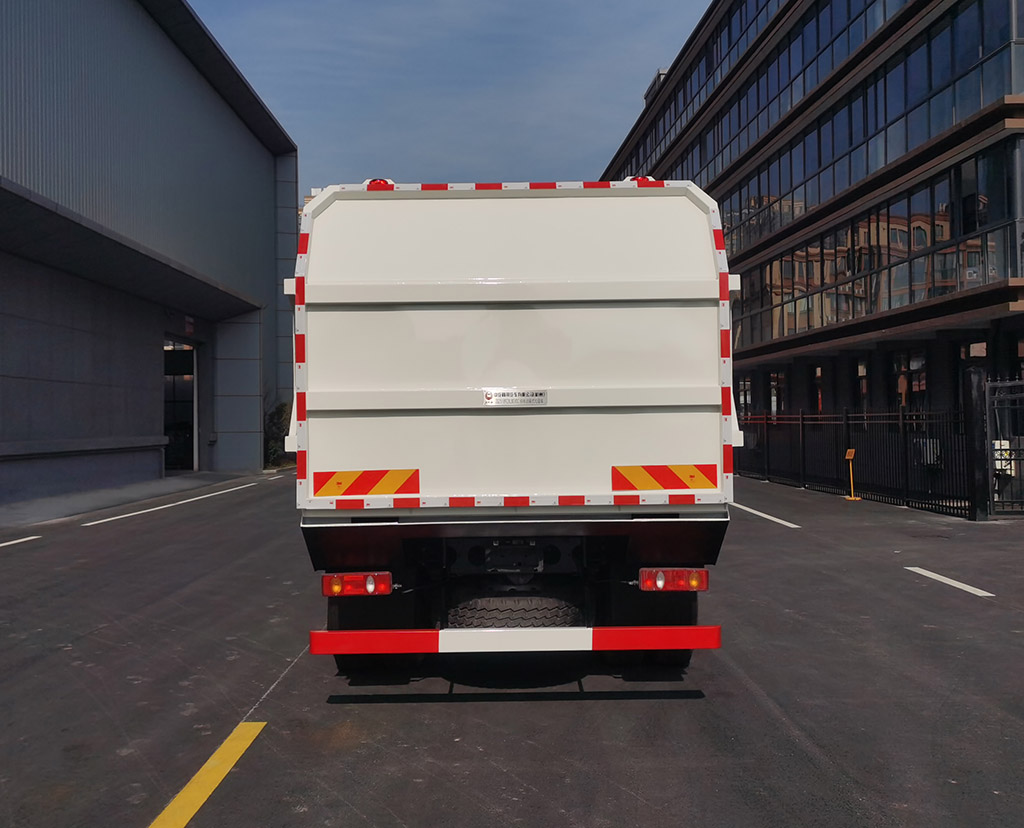 中汽牌ZQZ5189ZXLBEVDC純電動廂式垃圾車公告圖片