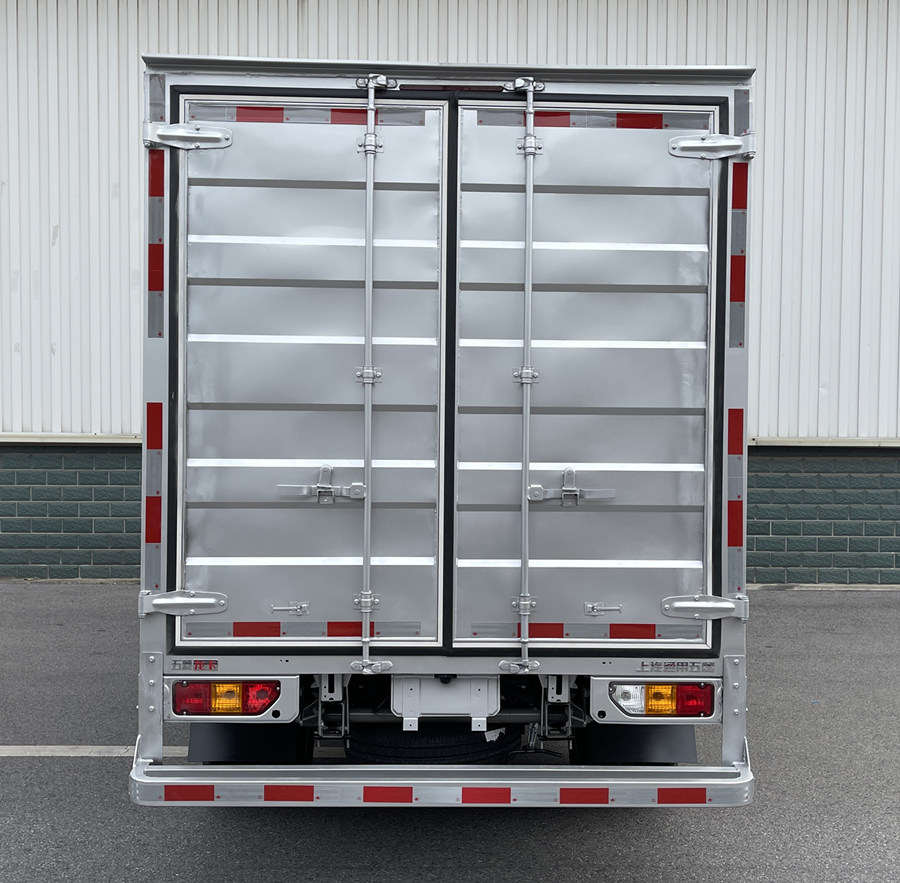 五菱牌LZW5031XXYGHU廂式運(yùn)輸車公告圖片