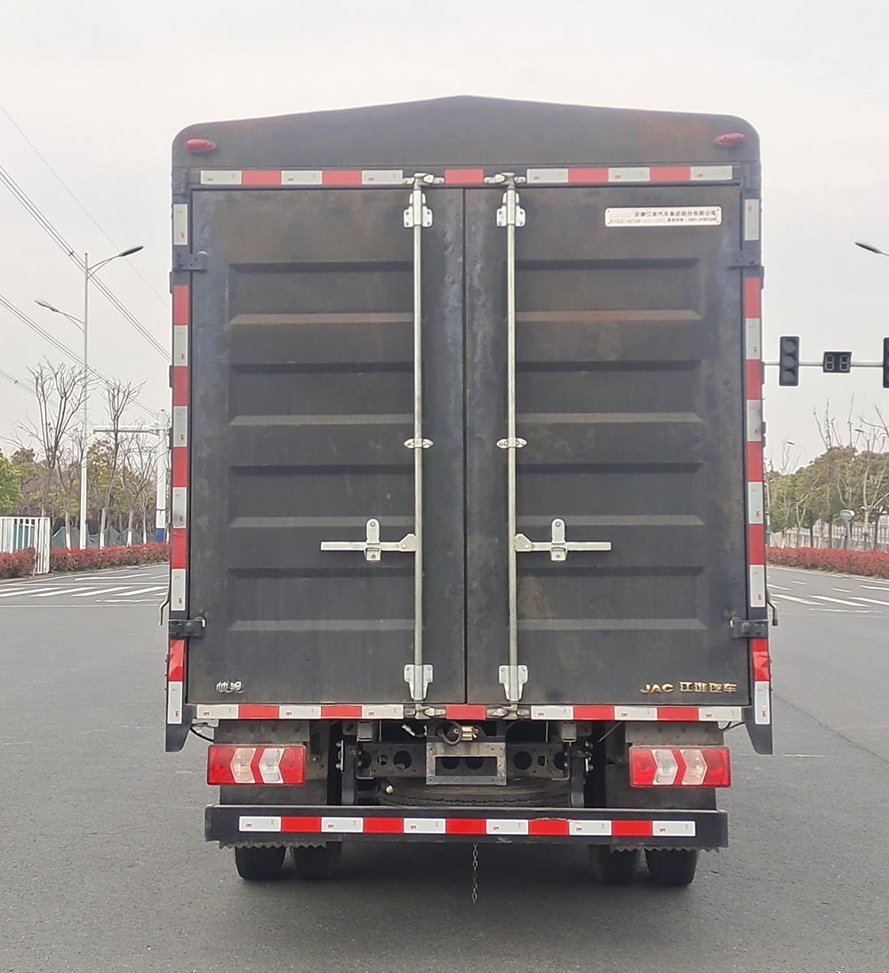 江淮牌HFC5043CCYPHEV1插電式混合動力倉柵式運(yùn)輸車公告圖片