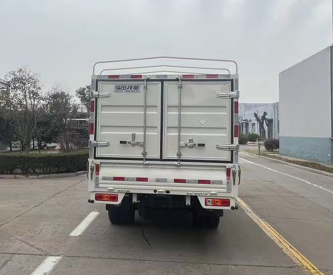 福田牌BJ5032CCY4JC6-55倉柵式運(yùn)輸車公告圖片