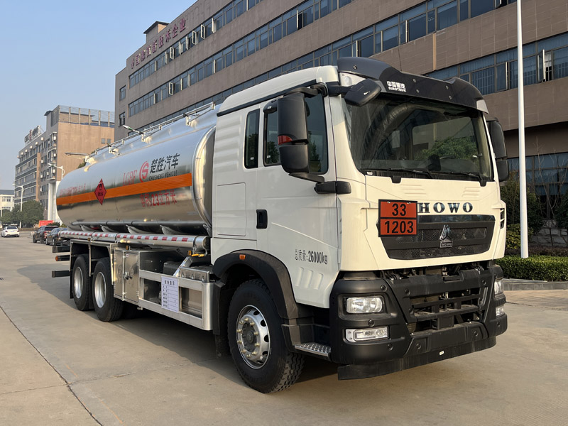 CSC5267GYYLZS6型鋁合金運(yùn)油車圖片