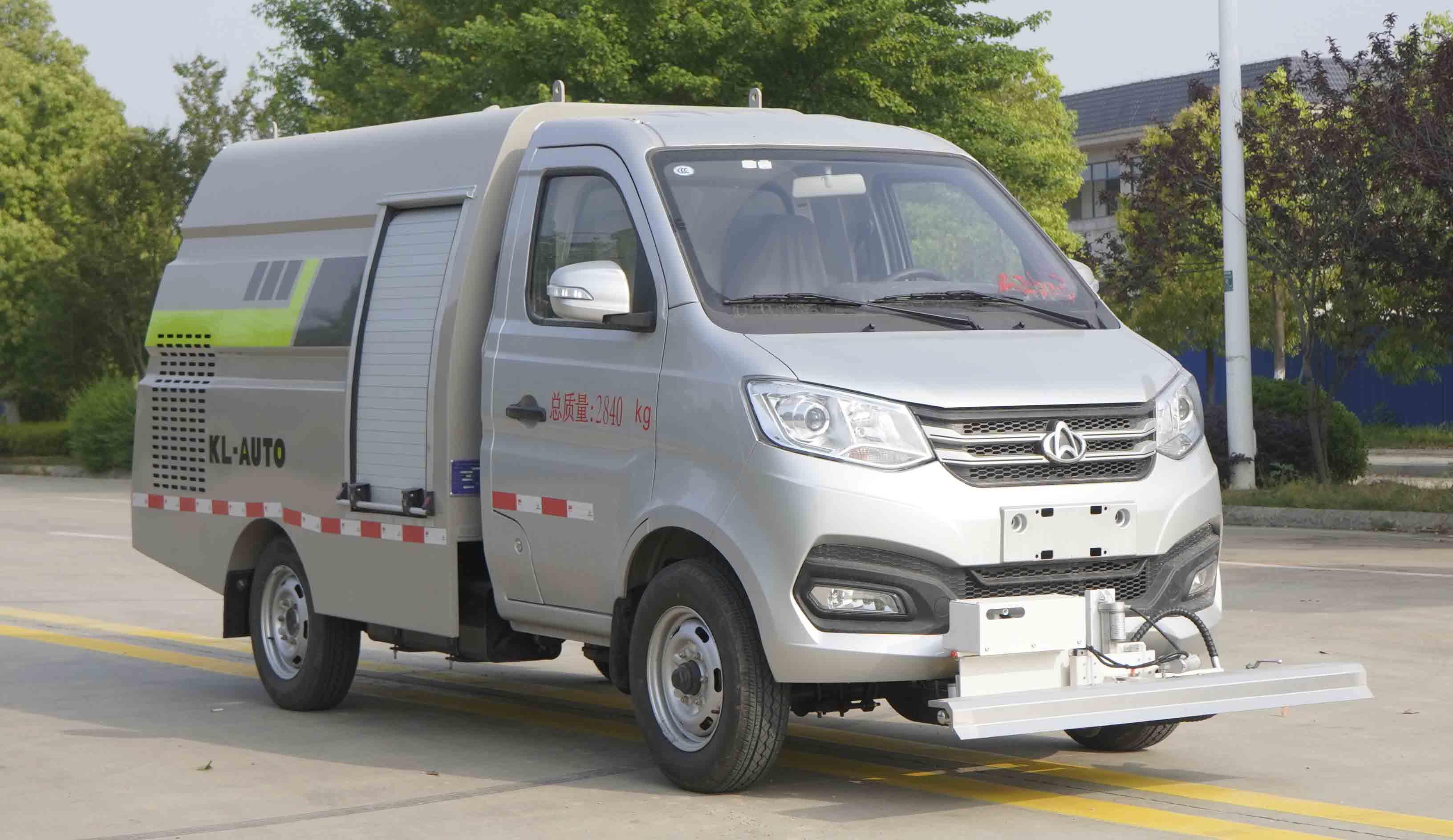 凱力風(fēng)牌KLF5031TYHS6路面養(yǎng)護(hù)車(chē)