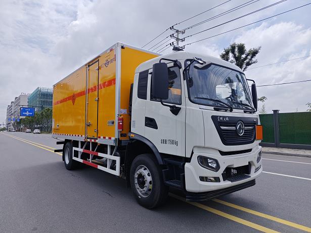 凱樂(lè)泰牌JYA5180XQY-DFH1爆破器材運(yùn)輸車(chē)