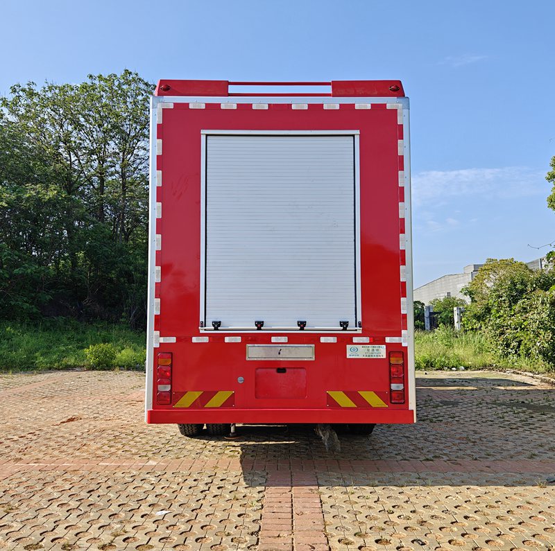 星通牌XTP5186TPSZZ6大流量排水搶險(xiǎn)車公告圖片