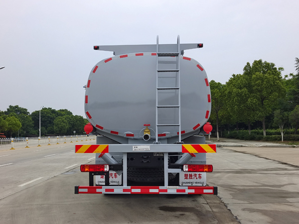 楚勝牌CSC5310TGYND6供液車公告圖片