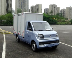 厢式运输车