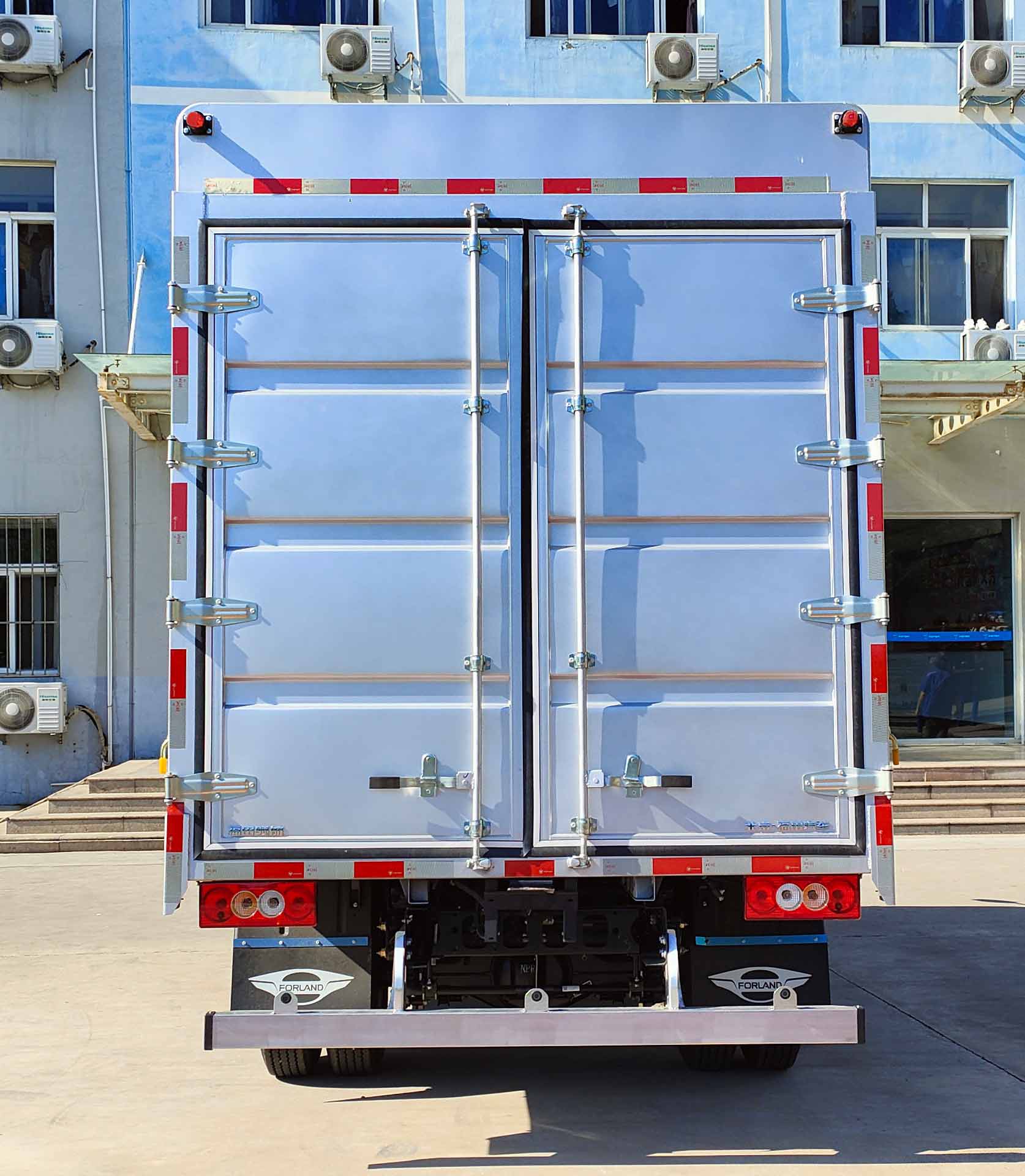 福田牌BJ5044CCY9JBA-52倉柵式運輸車公告圖片