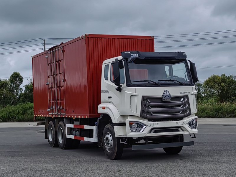 豪沃牌ZZ5257XXYV464JF1P廂式運(yùn)輸車公告圖片