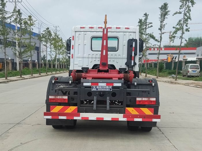 瑞力星牌RLQ5165ZXXEQ6車廂可卸式垃圾車公告圖片