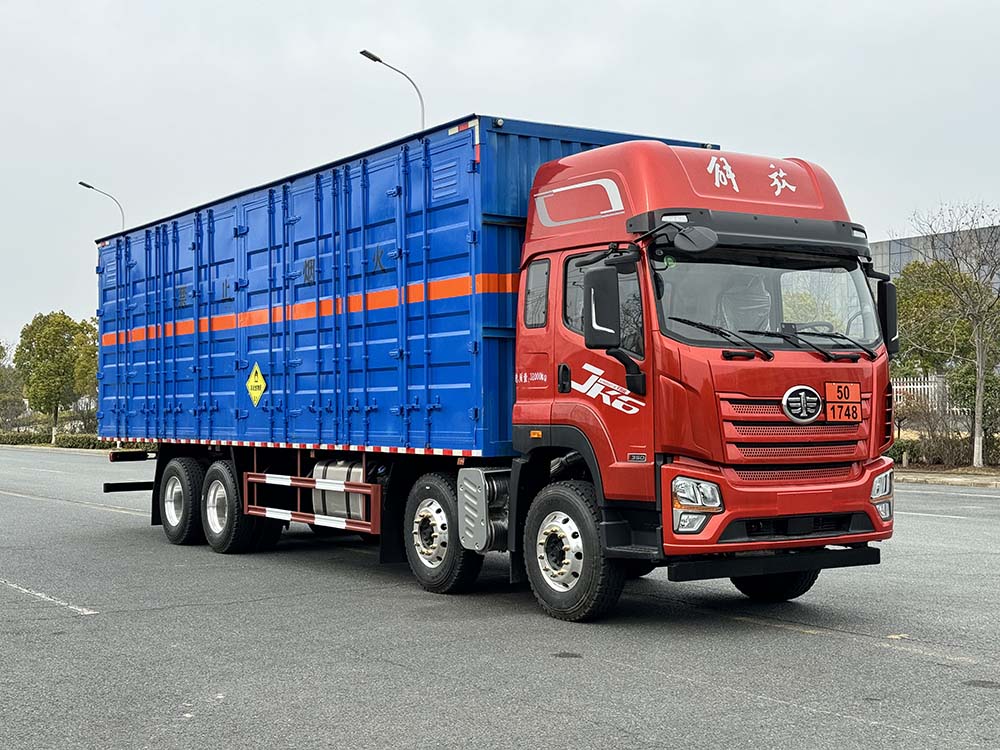 豐霸牌STD5321XYWCA6氧化性物品廂式運(yùn)輸車公告圖片