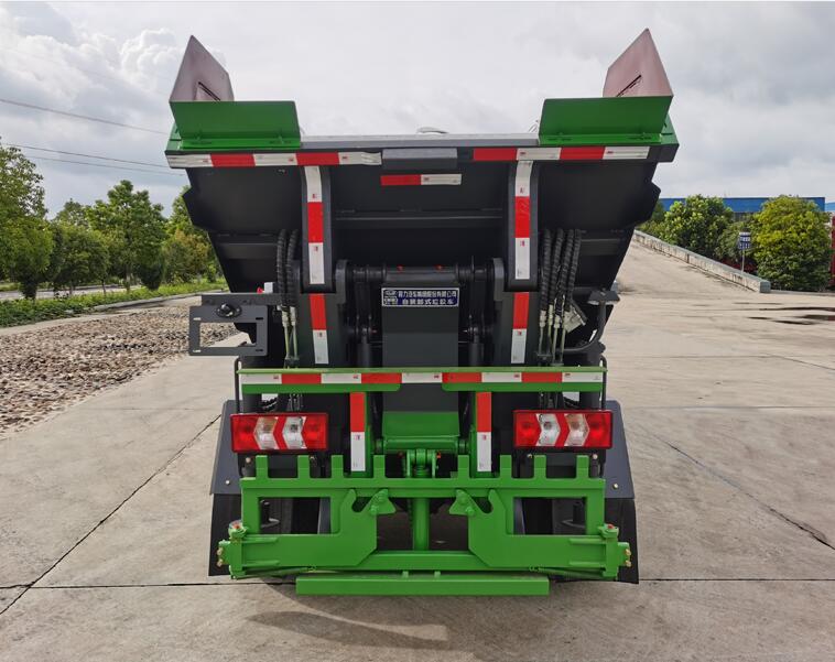 程力牌CL5040ZZZ6ASJ自裝卸式垃圾車公告圖片