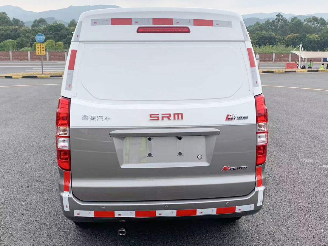 鑫源牌JKC5025XXYA6X4廂式運(yùn)輸車公告圖片