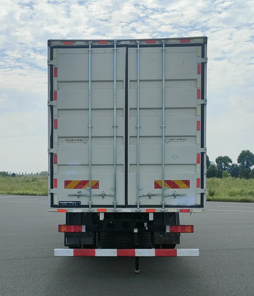 東風(fēng)牌DFH5180XXYE27廂式運(yùn)輸車公告圖片