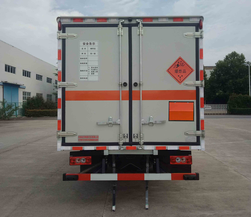 紅宇牌HYZ5100XQYBJ爆破器材運(yùn)輸車(chē)公告圖片