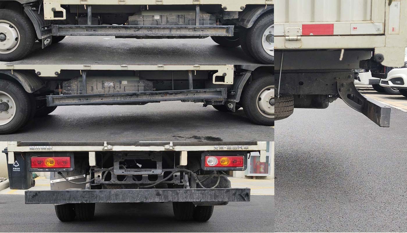 福田牌BJ5045CCY4JC7-30倉(cāng)柵式運(yùn)輸車(chē)公告圖片