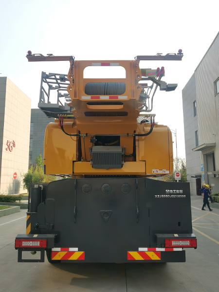 徐工牌XZJ5550JQZ130G8汽車(chē)起重機(jī)公告圖片