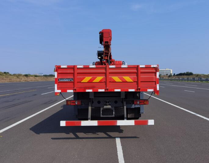 東風(fēng)牌DFV5253JSQGP6D11隨車起重運(yùn)輸車公告圖片