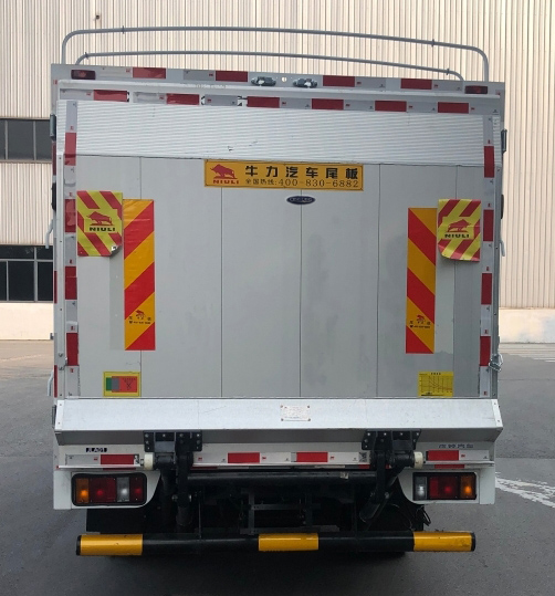 慶鈴牌(繁體)牌QL5040CCYBEVBNHA純電動(dòng)倉柵式運(yùn)輸車公告圖片