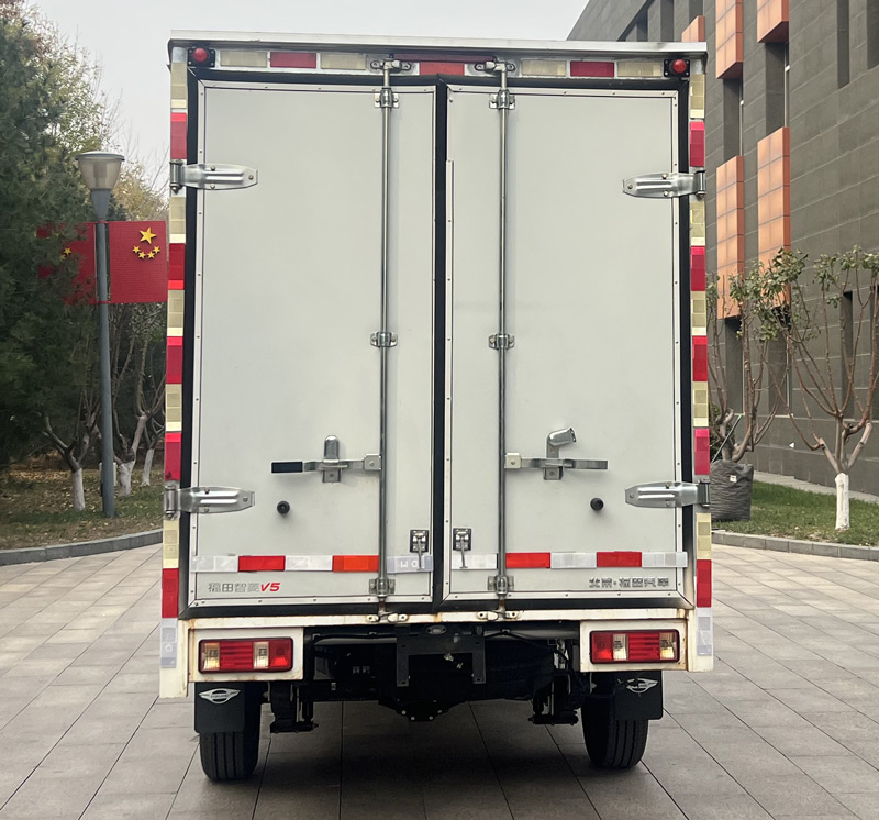 福田牌BJ5033XXY4JV6-01廂式運輸車公告圖片