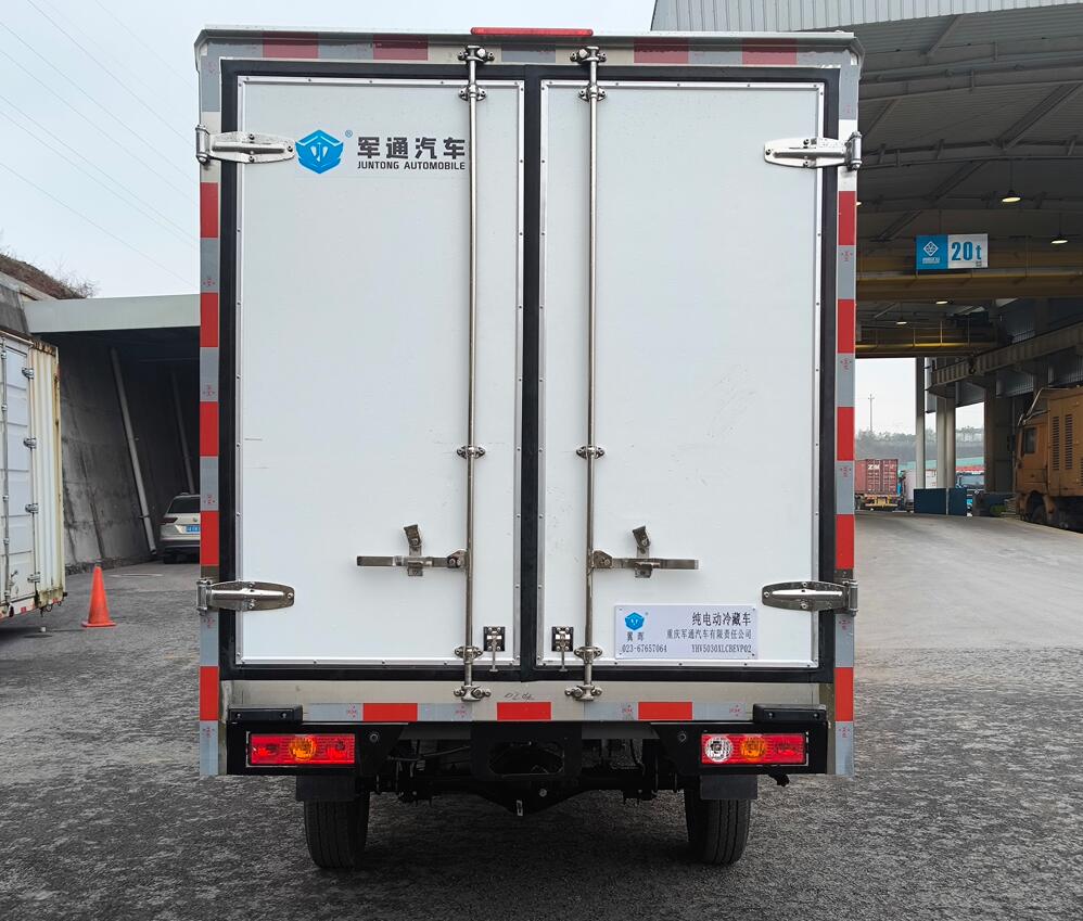 翼暉牌YHV5030XLCBEVP02純電動冷藏車公告圖片