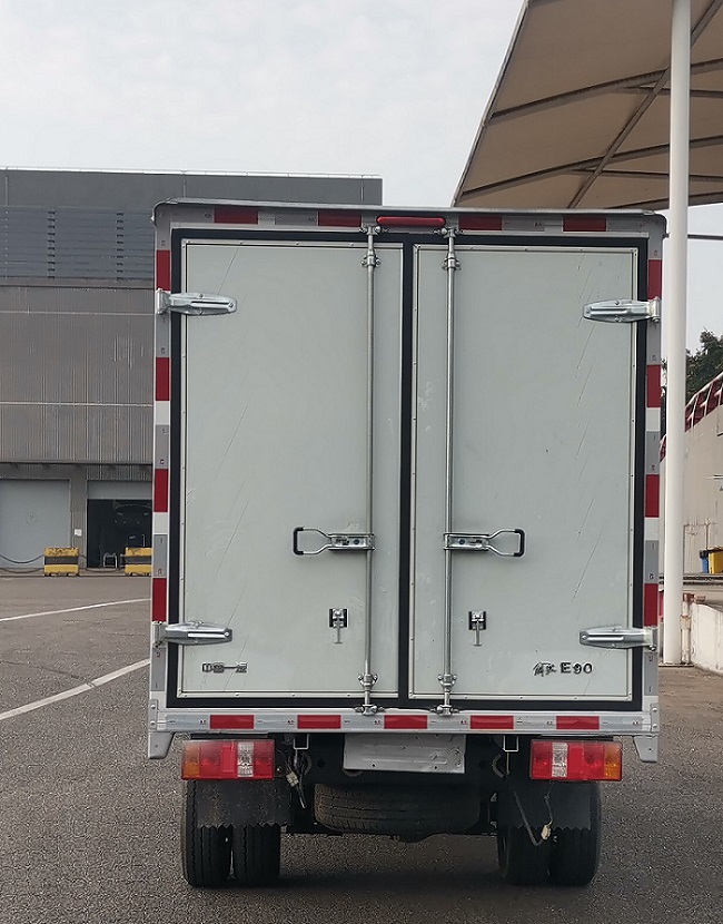 解放牌CA5035XXYBEV22純電動(dòng)廂式運(yùn)輸車公告圖片