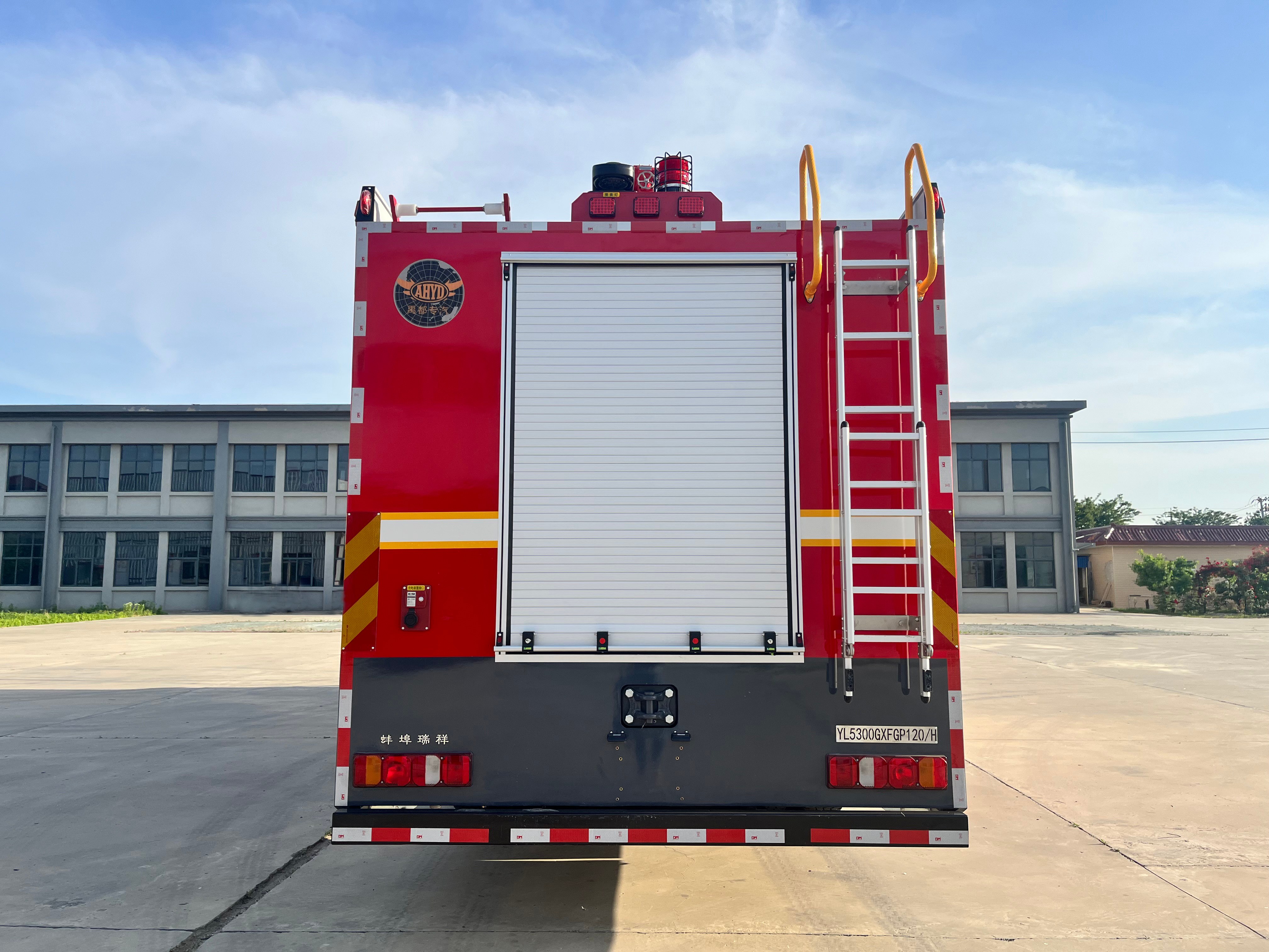 禹都牌YL5300GXFGP120/H干粉泡沫聯(lián)用消防車公告圖片