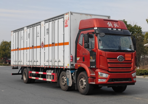 專力牌ZLC5260XRGC6易燃固體廂式運輸車