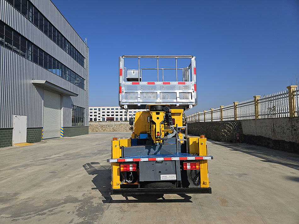 瑞雅晟牌RRR5046JGKZ高空作業(yè)車公告圖片