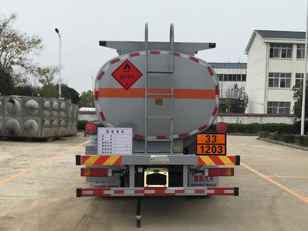 楚勝牌CSC5186GJYEH6加油車公告圖片