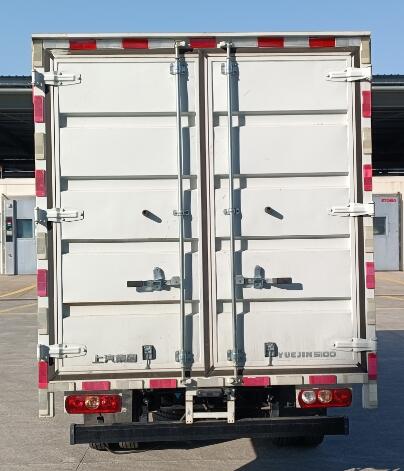 躍進(jìn)牌SH5043XXYPFDCNS3廂式運(yùn)輸車公告圖片