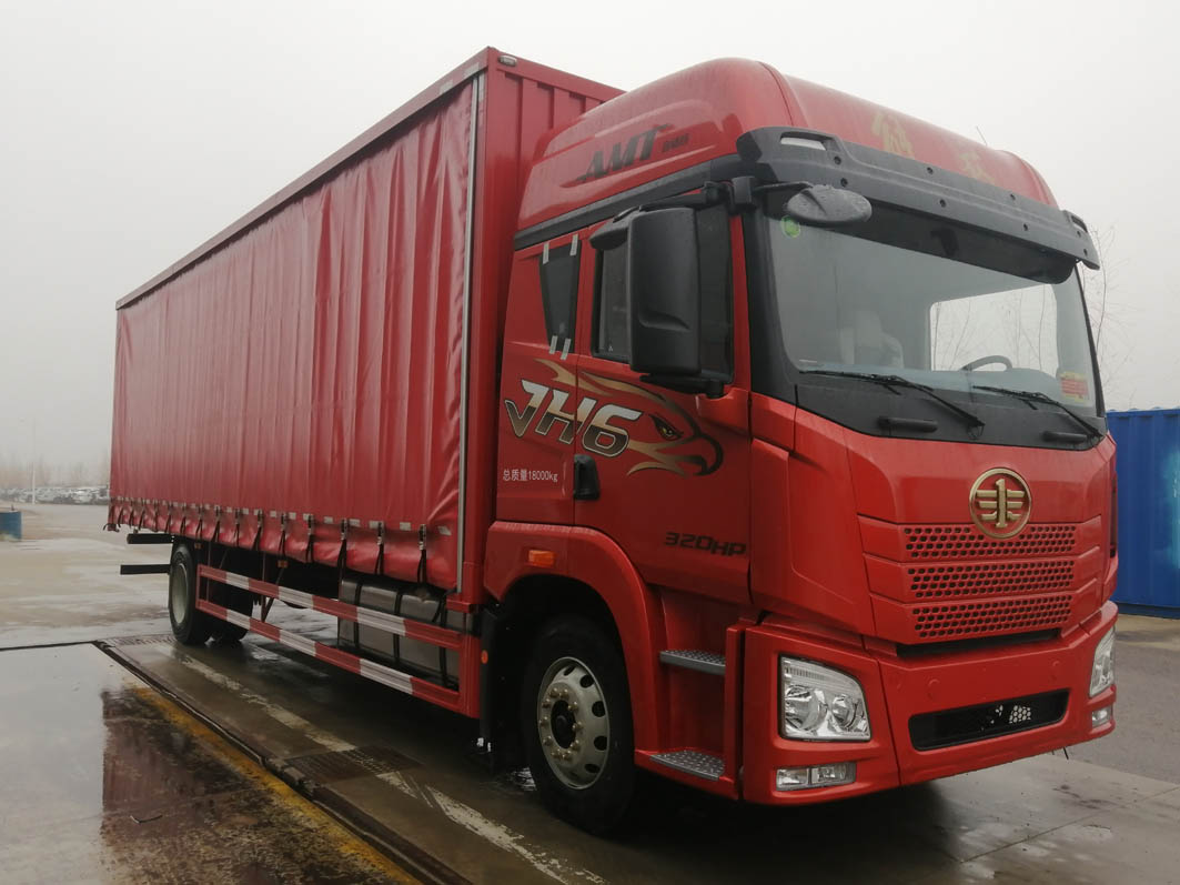 解放牌CA5182XXYP26K2L7E6A80廂式運輸車公告圖片