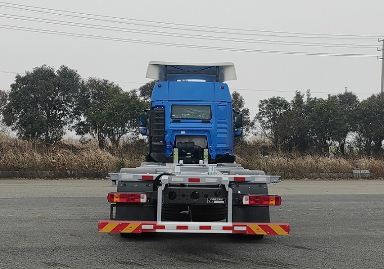 豪沃牌ZZ5257ZKXN56CGF1車廂可卸式汽車公告圖片