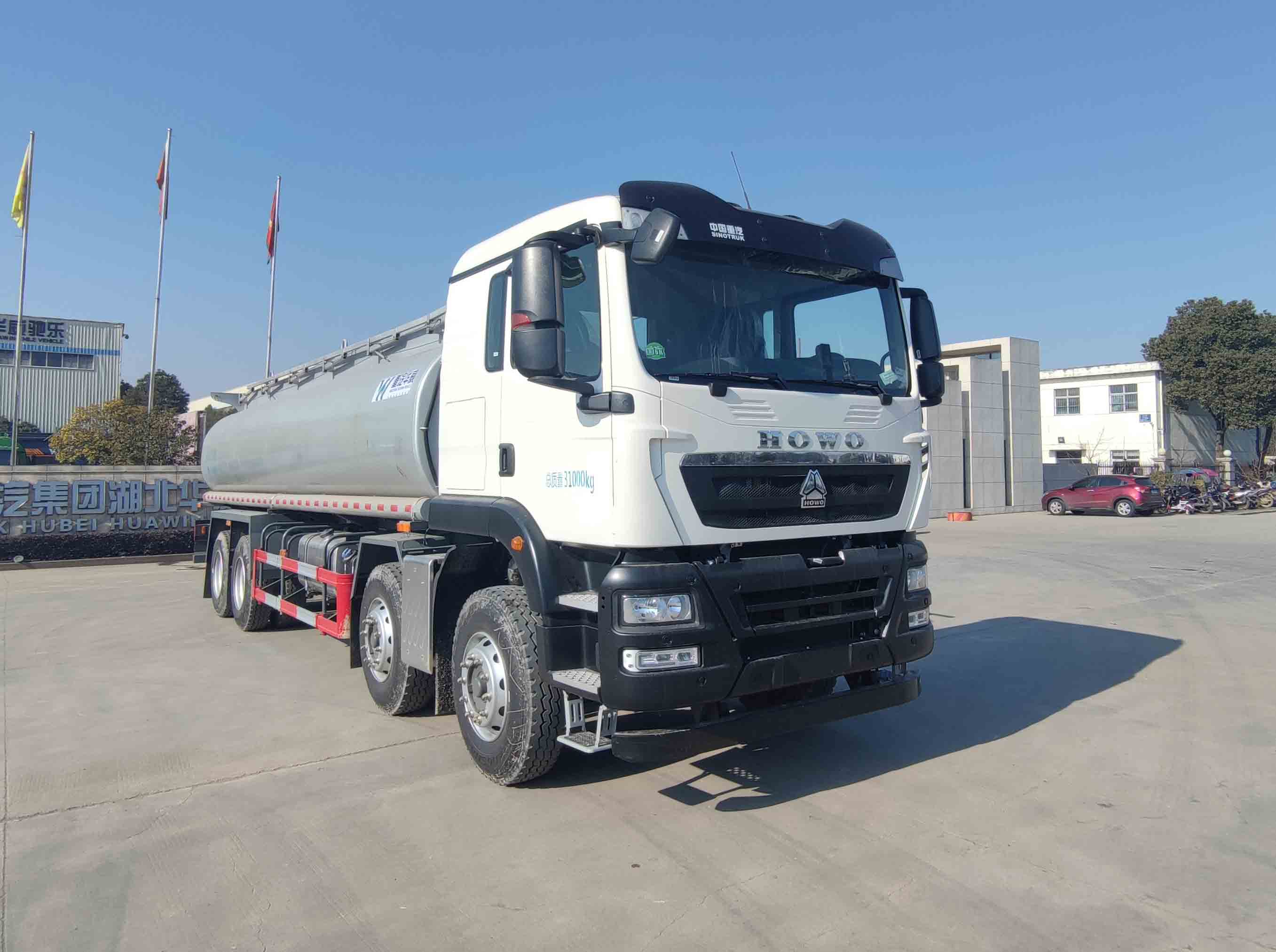 華威馳樂牌SGZ5317TGYZZ6T5供液車公告圖片