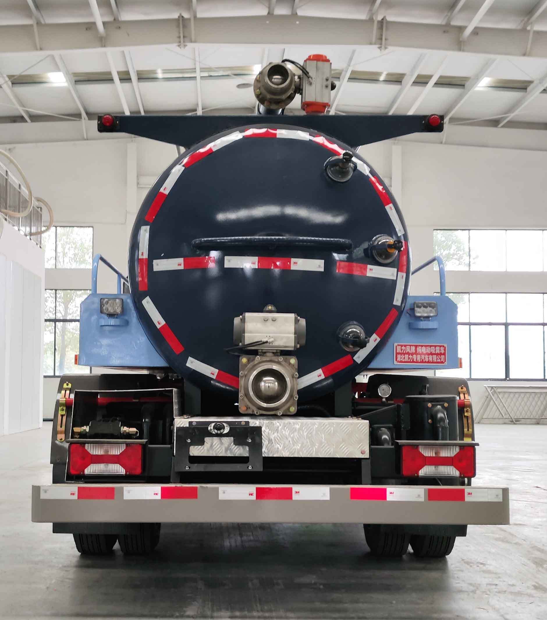 凱力風牌KLF5080GXEBEV純電動吸糞車公告圖片