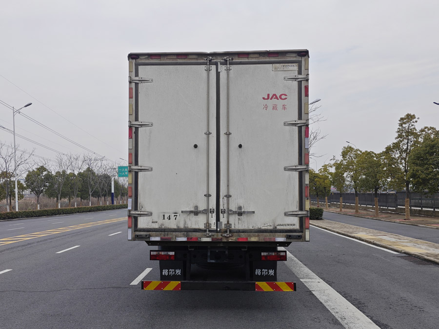 江淮牌HFC5181XLCP4K4A70S冷藏車(chē)公告圖片