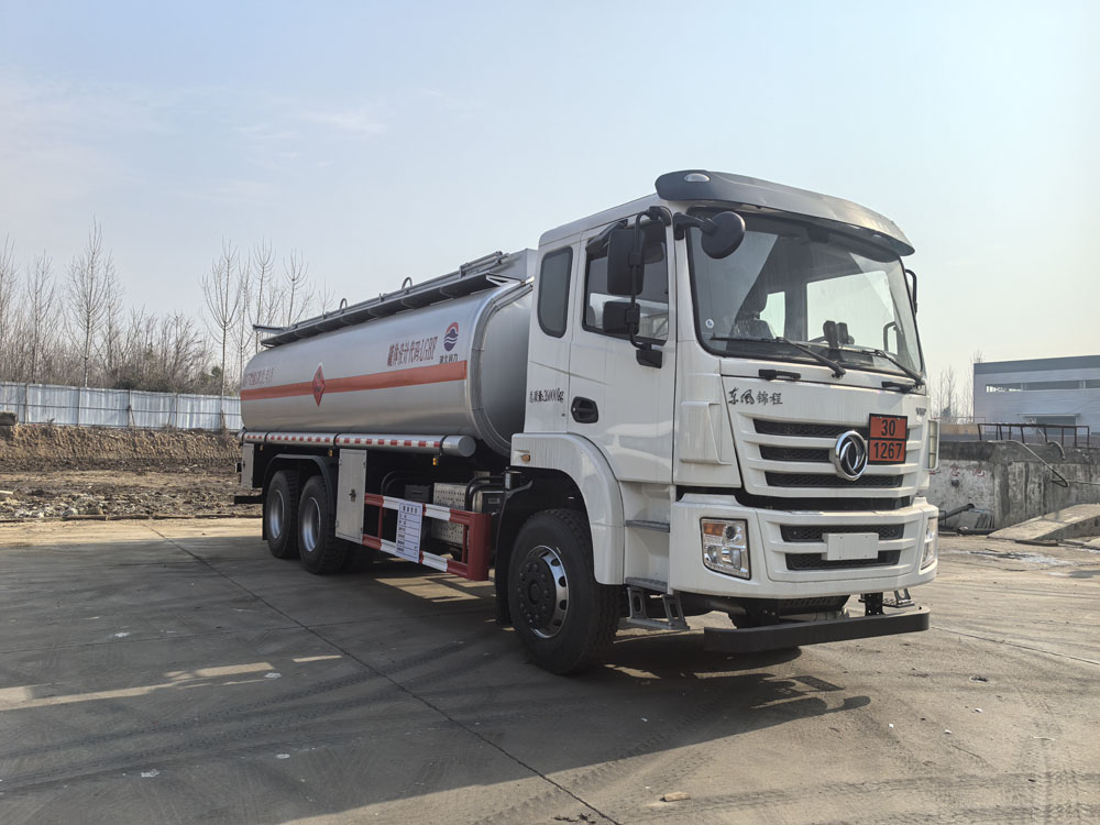 潤知星牌SCS5262GRYEQ6易燃液體罐式運輸車公告圖片