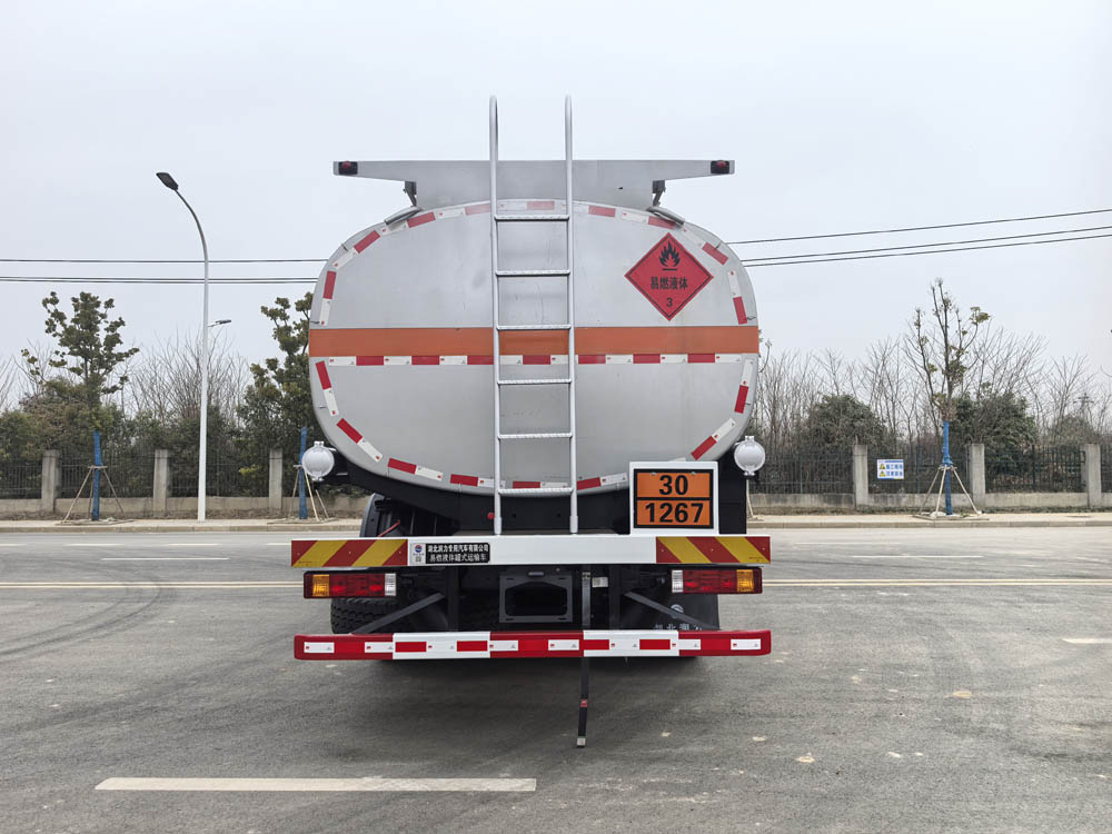 潤(rùn)知星牌SCS5321GRYSX6易燃液體罐式運(yùn)輸車公告圖片