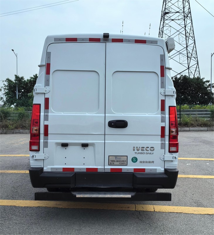 途穩(wěn)行牌PC5040XYL醫(yī)療車公告圖片