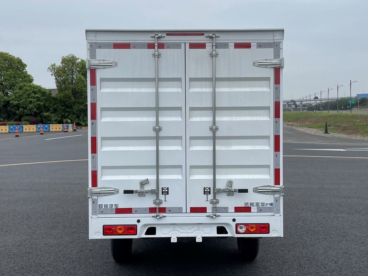 遠(yuǎn)程牌ZB5033XXYBEVGDR1純電動(dòng)廂式運(yùn)輸車公告圖片