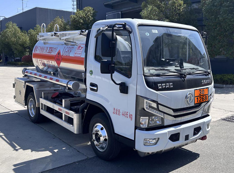 楚飛牌CLQ5045GRY6EA鋁合金易燃液體罐式運(yùn)輸車