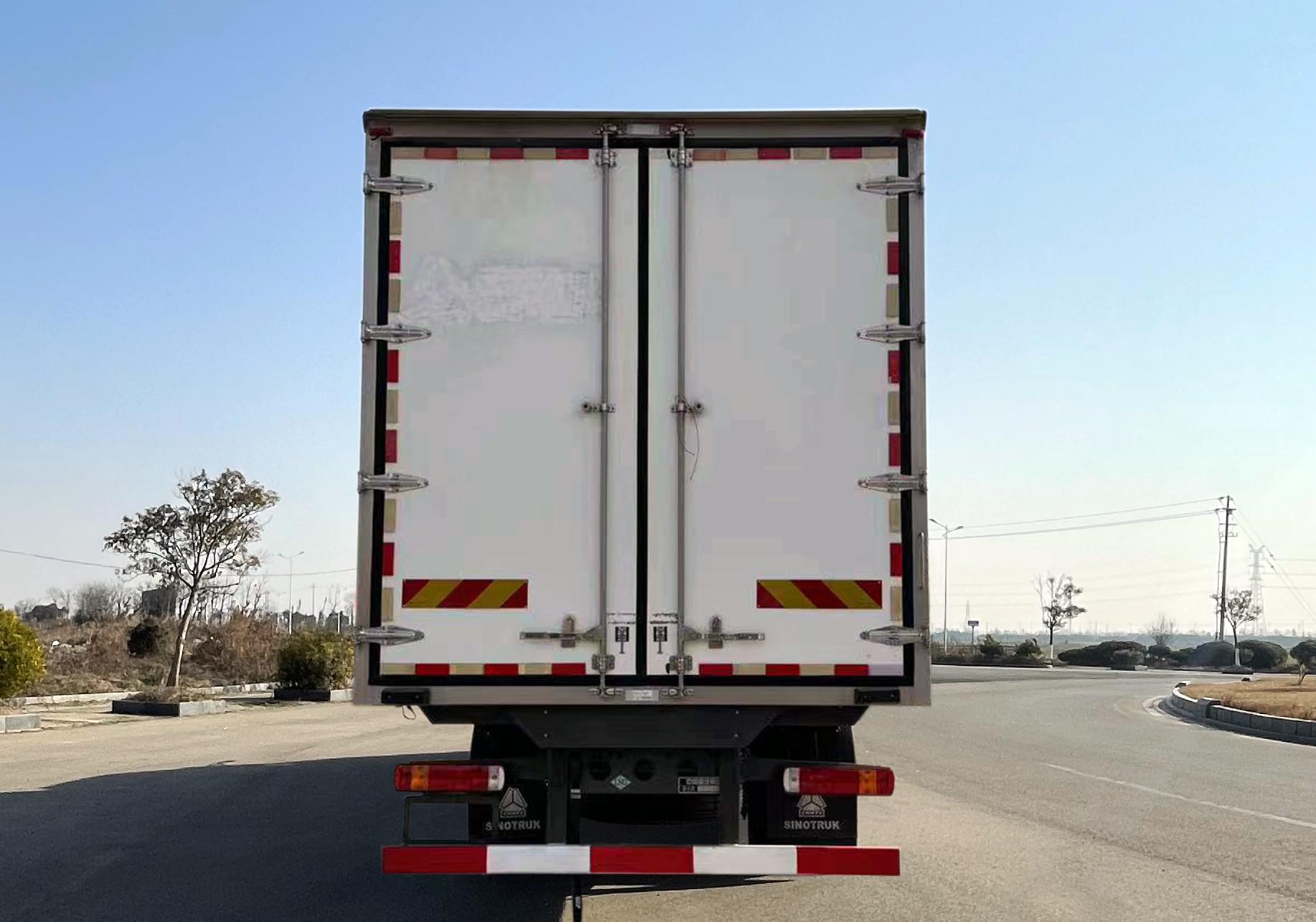 豪沃牌ZZ5187XLCN711GF1L冷藏車公告圖片