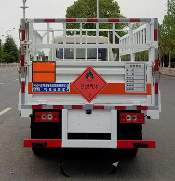 程力威牌CLW5041TQPBFB氣瓶運(yùn)輸車公告圖片