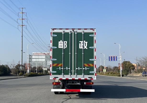 豪沃牌ZZ5257XYZN56CGF1郵政車(chē)公告圖片