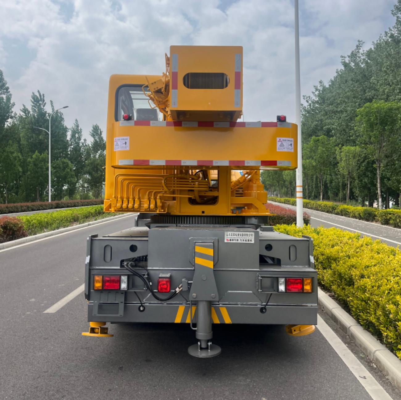 鑫國華牌XGZ5120JQZCD6汽車起重機(jī)公告圖片