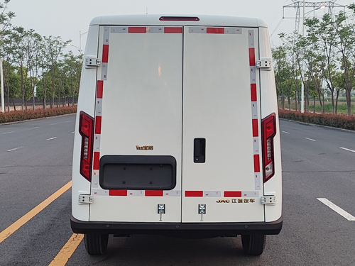 江淮牌HFC5030XXYEV11W純電動(dòng)廂式運(yùn)輸車公告圖片